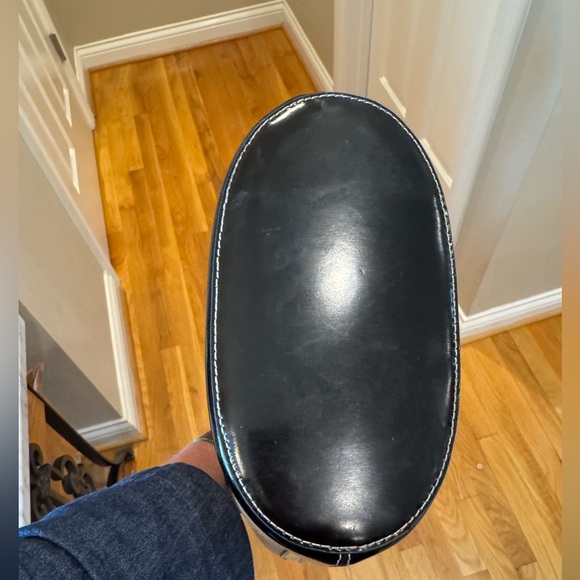 Tory Burch - McGraw Canvas Bucket Bag - EUC Canvas with Leather Trim - Picture 8 of 8